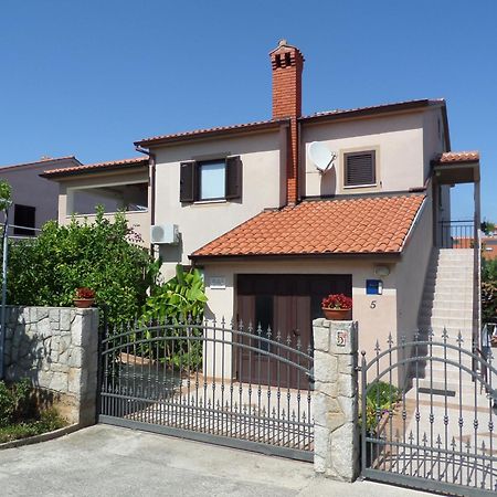Apartmani Lili Mali Losinj Bagian luar foto