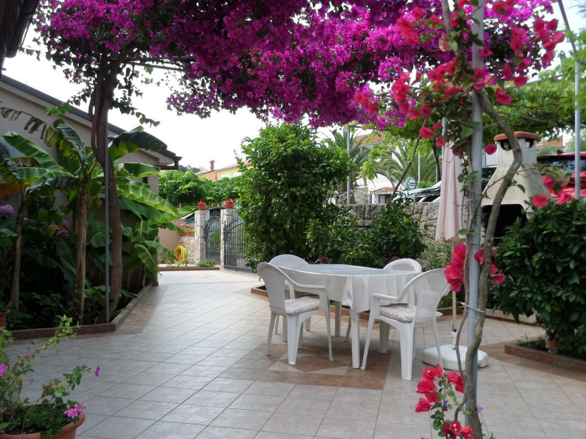 Apartmani Lili Mali Losinj Bagian luar foto